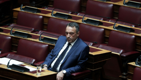 Κάλεσμα Στίγκα στους διαγραφέντες βουλευτές να επιστρέψουν στην ΚΟ