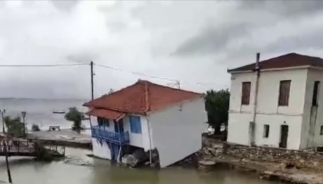 Κακοκαιρία Daniel Βόλος: Χείμαρρος Παρέσυρε Σπίτι Στο Πήλιο