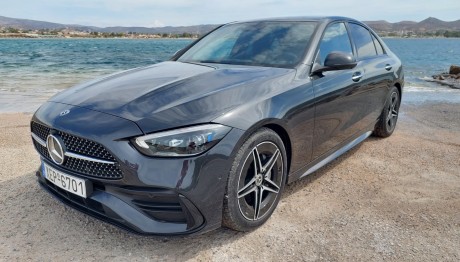 Mercedes C 180: Το μοντέλο που αποτελεί σταθερή αξία