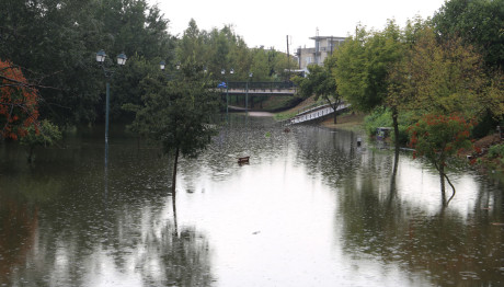 Κακοκαιρία Daniel: Μήνυμα του «112» για τον Πηνειό ποταμό
