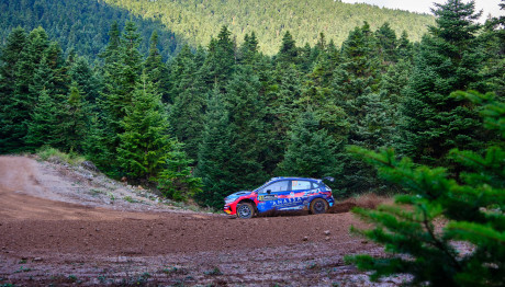 Το  Ράλλυ Ακρόπολις τελείωσε νωρίς για  Λάμπρο Αθανασούλα και Νίκο Ζακχαίο