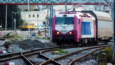 Αχαΐα: Σύγκρουση Τρένου Με Αμαξοστοιχία
