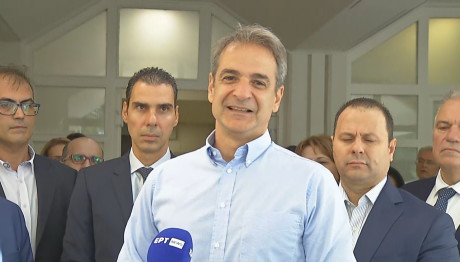 Μητσοτάκης: Επισκέφτηκε Το Νοσοκομείο Παπανικολάου