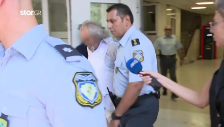 Πειραιάς: Τι Είπε Στους Αστυνομικούς Ο 68χρονος