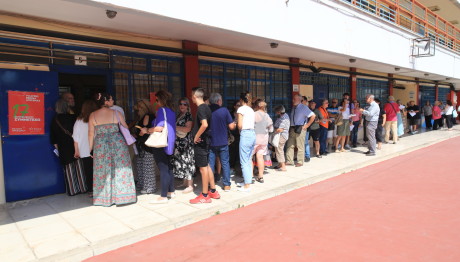 ΣΥΡΙΖΑ: Μεγάλη Η Συμμετοχή Στις Εσωκομματικές Εκλογές