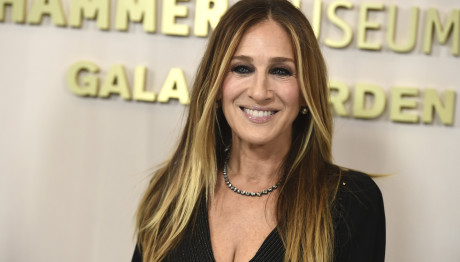 Sarah Jessica Parker: Έκανε Μία Σικ Αλλαγή Στα Μαλλιά Της