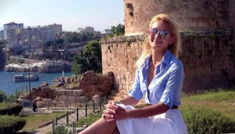 Σύζυγος Εύης Ανδρεαδάκη: «Πήγε σε εμπόλεμη ζώνη γιατί της το επέβαλαν»