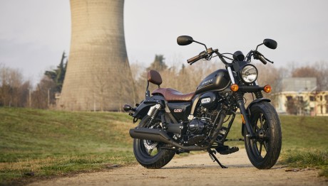 Πόσο κοστίζουν στην Ελλάδα οι μοτοσυκλέτες UM Renegade
