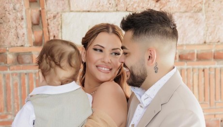 Λάουρα Νάργες - Χρήστος Σαντικάι