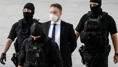 Γλυκά Νερά: Ένοχος Ο Πιλότος