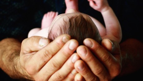 13χρονη Γέννησε Στην Τουαλέτα Νοσοκομείου