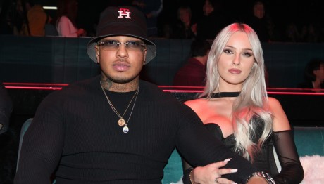 Ο Light γιορτάζει τα δύο χρόνια σχέσης με τη σύντροφό του, Άννα