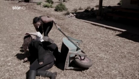 Φάρμα - Αντωνία: «Τις Έριξα "Καταλάθος"»