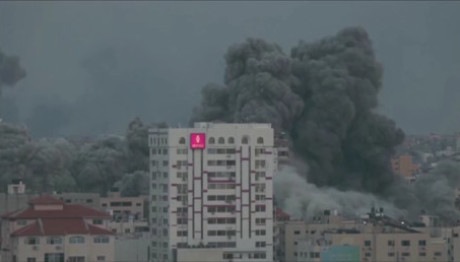 Ισραηλινά Μαχητικά Χτυπούν Τον Πύργο Της Παλαιστίνης