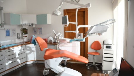 Ηλιούπολη: Συνελήφθη οδοντίατρος για λειτουργία ιατρείου χωρίς άδεια