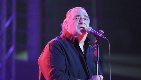 Βασίλης Καρράς