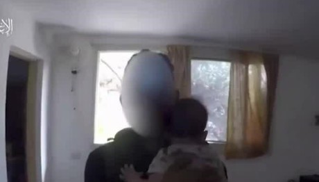 Χαμάς: «Δε σκοτώνουμε παιδιά, τα φροντίζουμε»- Το προπαγανδιστικό βίντεο