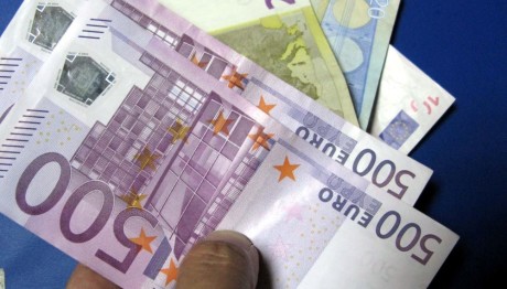 χρήματα ευρώ