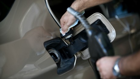 αύξηση στην τιμή καυσίμων