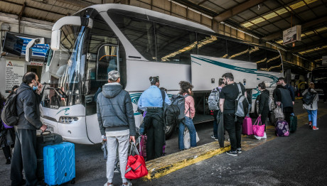 ΚΤΕΛ Λάρισας: Τηλεφώνημα Για Βόμβα Σε Λεωφορείο