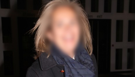 Ψυχικό: Συνελήφθη Πρώην Ιδιοκτήτρια Βιβλιοπωλείων Για Χρέη