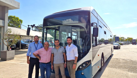 Όμιλος Σαρακάκη:Το λεωφορείο Volvo 7900 Full Hybrid στα Χανιά