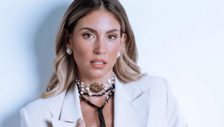 Αθηνά Οικονομάκου