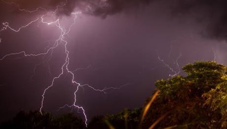 Έκτακτο Δελτίο Καιρού: Έρχονται Καταιγίδες Και Κεραυνοί
