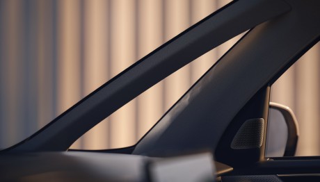 Έρχεται το νέο Volvo EM90 MPV