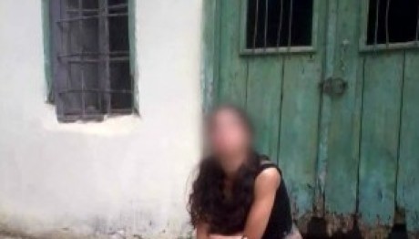 Θεσσαλονίκη: Στραγγάλισε Την Κόρη Του Με Τα Χέρια Του