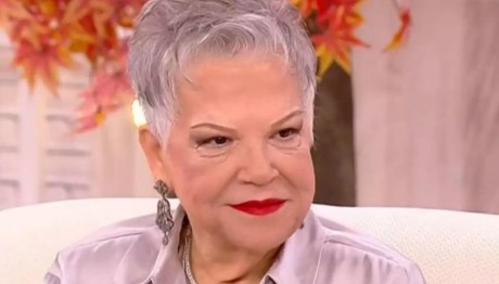 Τένια Μακρή