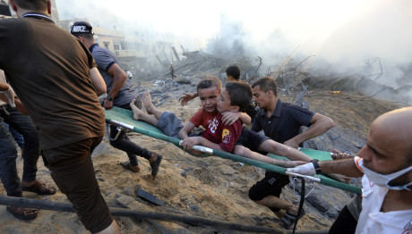 Aνθρωπιστικούς διαδρόμους και παύσεις πυρός στη Γάζα ζητούν οι Ευρωπαίοι