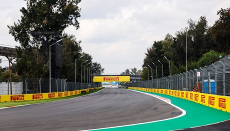 Ο Max Verstappen και τα... μυστικά της Pirelli