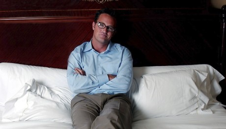 Mάθιου Πέρι: To Twitter θρηνεί που χάθηκε το «φιλαράκι» του