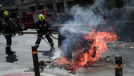 Επεισόδια Στην ΑΣΟΕΕ - Έκλεισε Η Πατησίων