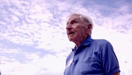 100 χρονών Γιατρός Μοιράζεται Τα Μυστικά Μακροζωίας