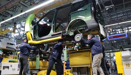 Ξεκίνησε η παραγωγή των Ford Transit Courier και Tourneo Courier