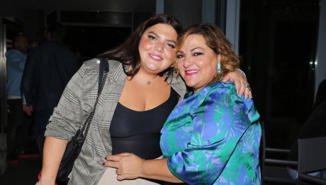 Δανάη Μπάρκα - Βίκυ Σταυροπούλου