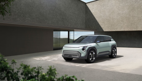 Μέσα στο Kia EV3 μπορείτε να τα κάνετε...όλα 