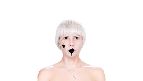 Γιατί Τώρα: Μαρτυρίες θυμάτων κακοποίησης