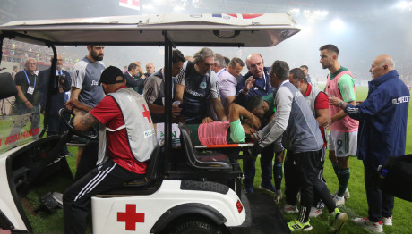 Ολυμπιακός- Παναθηναϊκός: Αυτός Πέταξε Την Κροτίδα