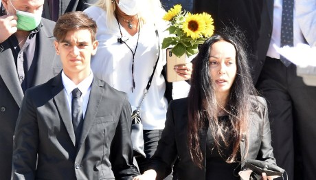 Βίκυ Σταμάτη: Μετακομίζει Με Τον Γιο Της Στη Μεγάλη Βρετανία