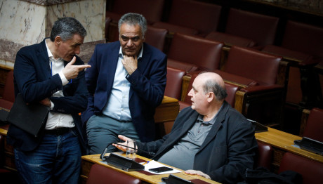 Κείμενο - παρέμβαση από 1.300 μέλη του ΣΥΡΙΖΑ - Απάτη ο μύθος Κασσελάκη