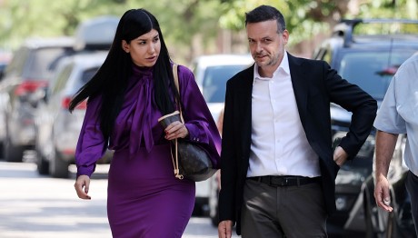 Χάρης Δούκας: Η σπάνια δημόσια εμφάνιση με τη σύντροφό του