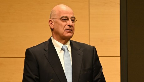 Δένδιας: Ουδείς Μπορεί Να Ονειρεύεται Αλλαγή Συνόρων