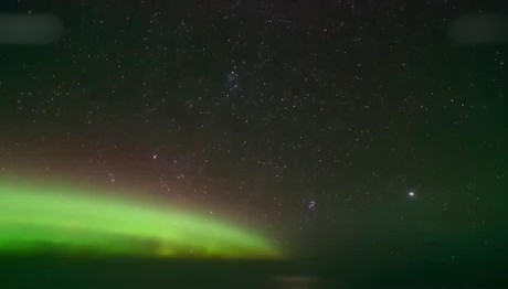 Βίντεο Με Βόρειο Σέλας Πάνω Από Τον Καναδά