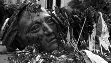 Πολυτεχνείο μνημείο