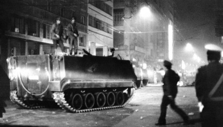 Πολυτεχνείο: Oι συγκλονιστικές μαρτυρίες γονιών για τα νεκρά παιδιά τους