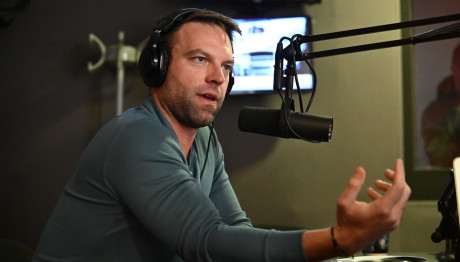 Ο Κασσελάκης Καλεί Την Αχτσιόγλου Να Αποφασίσει