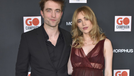 Robert Pattinson - Suki Waterhouse
